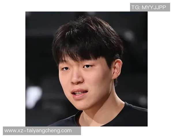 杨瀚森专注肉搏对抗亚当斯展现出色效果谁也别跳的战术策略分析